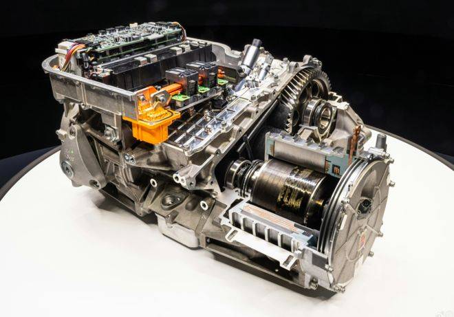 法拉利首款電車,一亮相就蒸發127億市值?