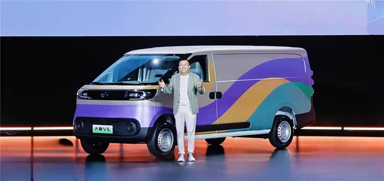 架構(gòu)生態(tài)新車三大硬貨齊發(fā),上汽大通開辟新能源輕客創(chuàng)富之路