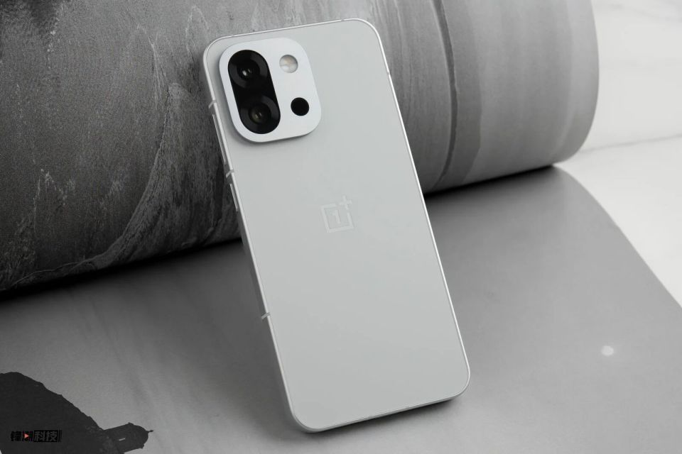 2899元?這7000mAh的小屏頂配,有點刺激啊 圖片