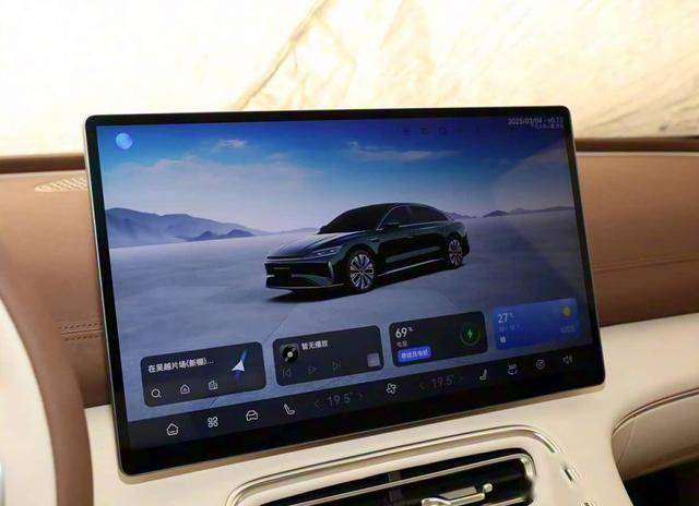 今日上市!獵鷹700版&四座版,續航2500公里,直接劍指比亞迪秦L