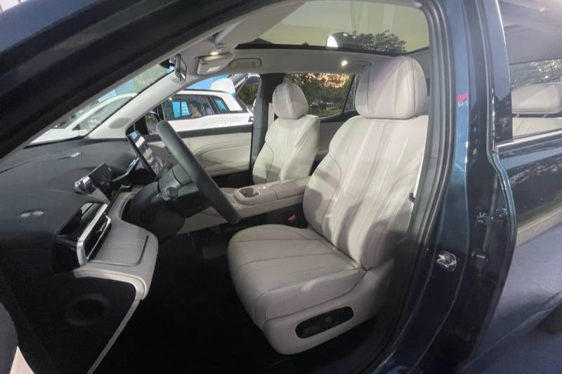 埃安首個雙動力車型,i60上市限時煥新價10.48萬起